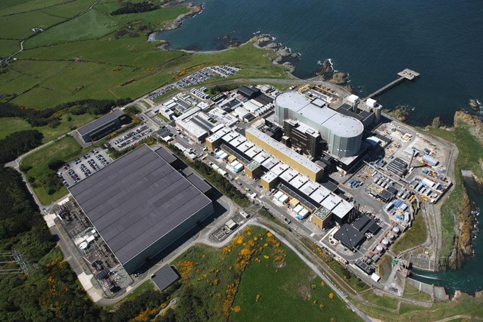 Why Are AI Companies Buying British Nuclear Power? - acrossai.co.uk hinkley point above